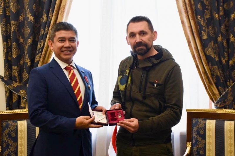 Yuddy Chrisnandi Terima Penghargaan dari Presiden Ukraina “Order of Merit Tingkat III”
